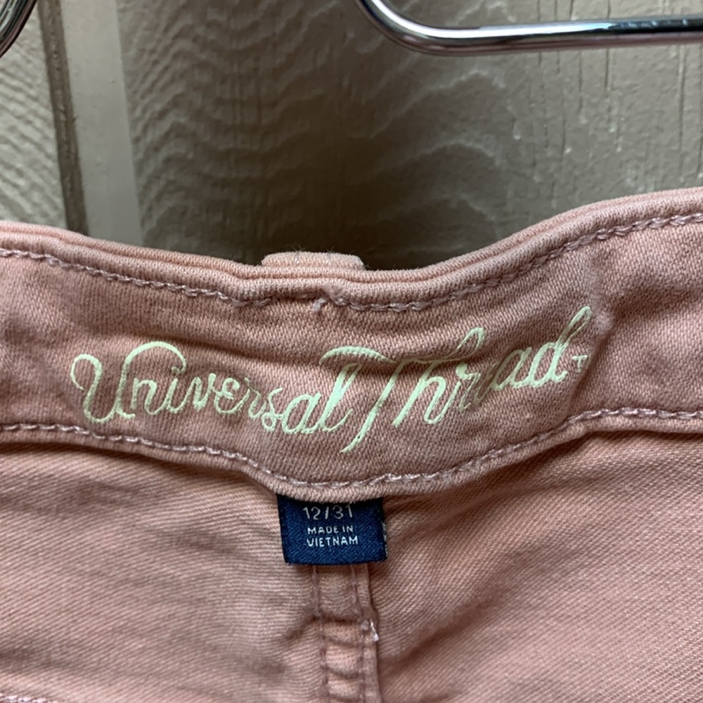 Universal Thread Shorts - image 6